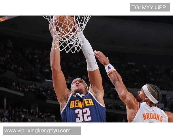 约基奇首节表现惊艳6投全中轻松斩获12分5篮板3助攻