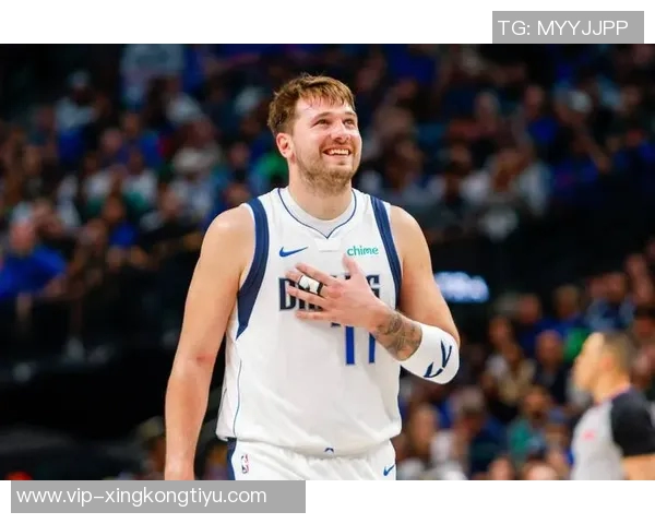 东契奇本赛季迅速达成400分100助创历史最快纪录引发热议 东契奇本赛季迅速达成400分100助创历史最快纪录引发热议