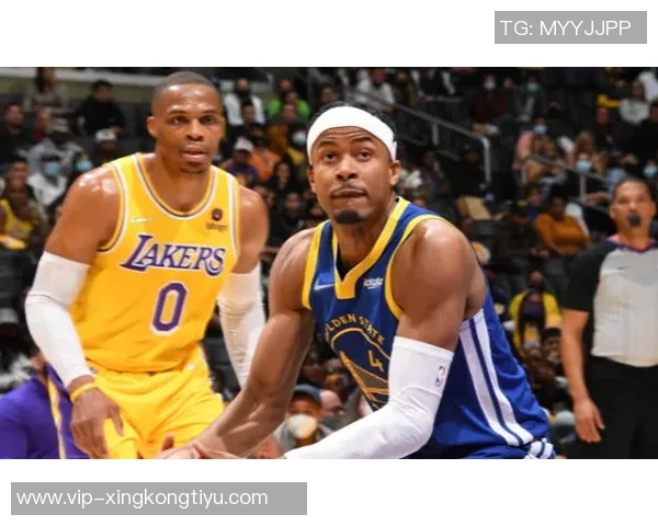 手感冰凉瓦塞尔上半场表现低迷仅得2分三分球全失手 手感冰凉瓦塞尔上半场表现低迷仅得2分三分球全失手