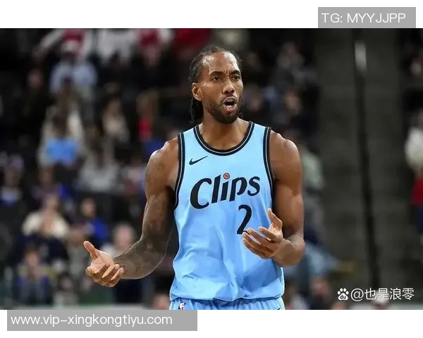 火力全开伦纳德三分雨下狂砍35分助球队逆转第三节独得19分展现统治力