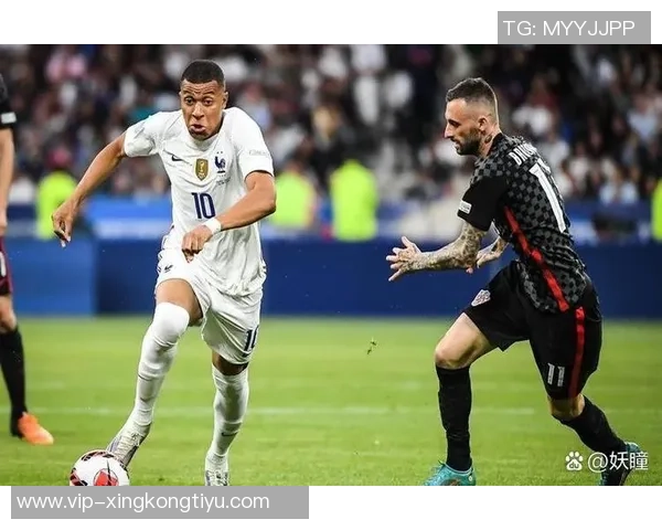 2025年足坛进球榜揭晓姆巴佩领衔凯恩哈兰德梅西紧随其后 2025年足坛进球榜揭晓姆巴佩领衔凯恩哈兰德梅西紧随其后