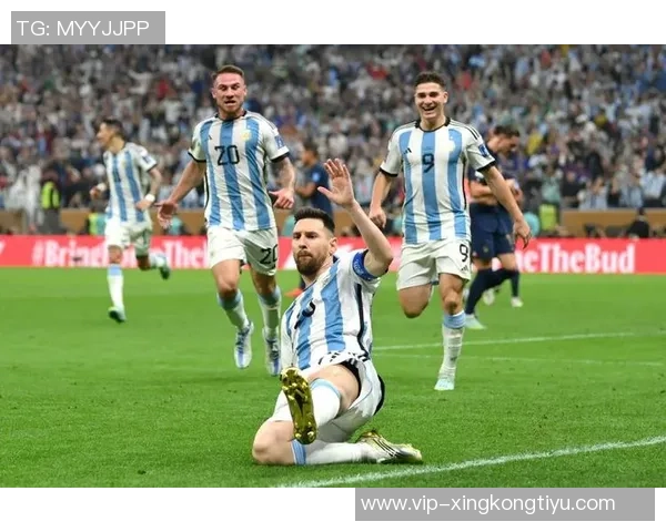 梅西射门击中横梁后麦卡利斯特破门助阿根廷领先1-0